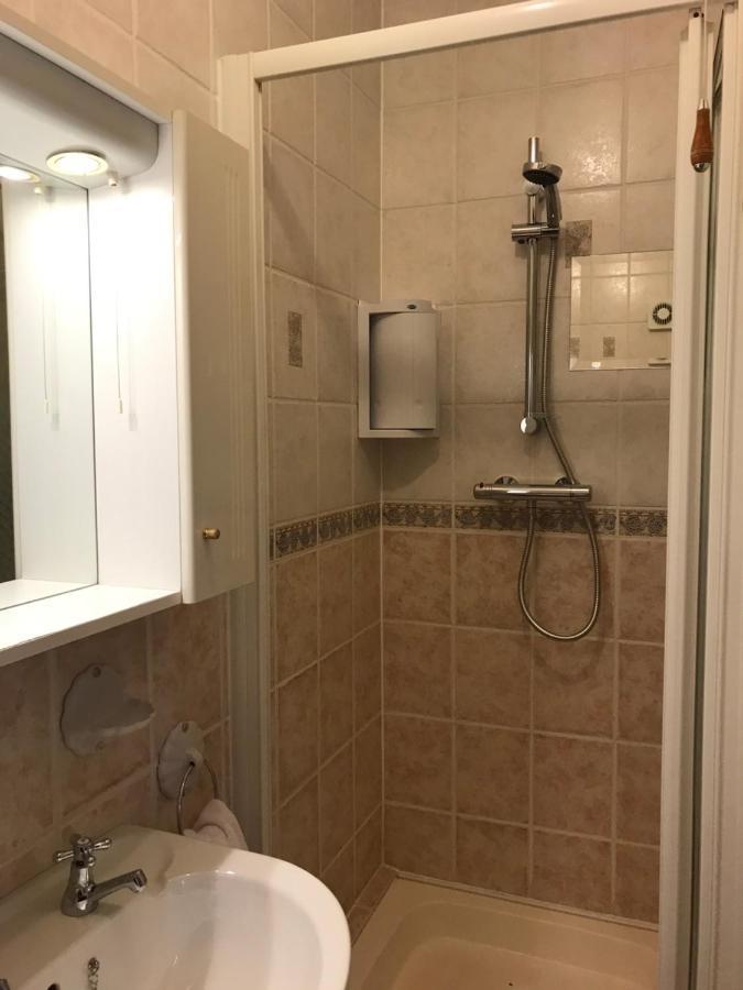 לינה וארוחת בוקר Donegal Town Ros Dun House מראה חיצוני תמונה